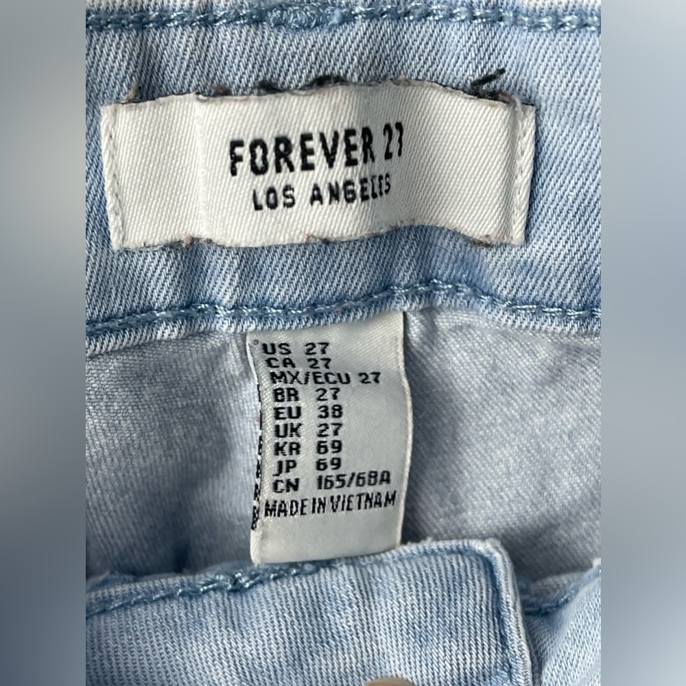 FOREVER 21 JEAN SHORTS - Picture 4 of 6